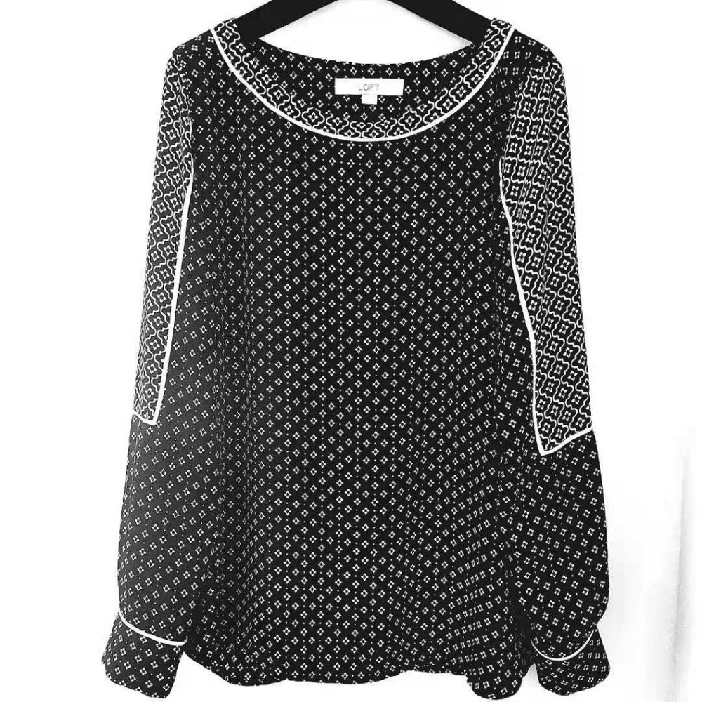 LOFT | Black and White Flower Blouse